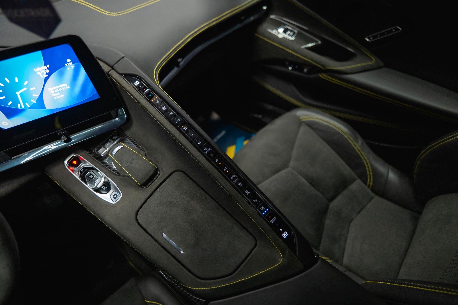 Fahrzeugabbildung Corvette C8 Stingray 3LT Targa Z51 Performa. Lift Carbon
