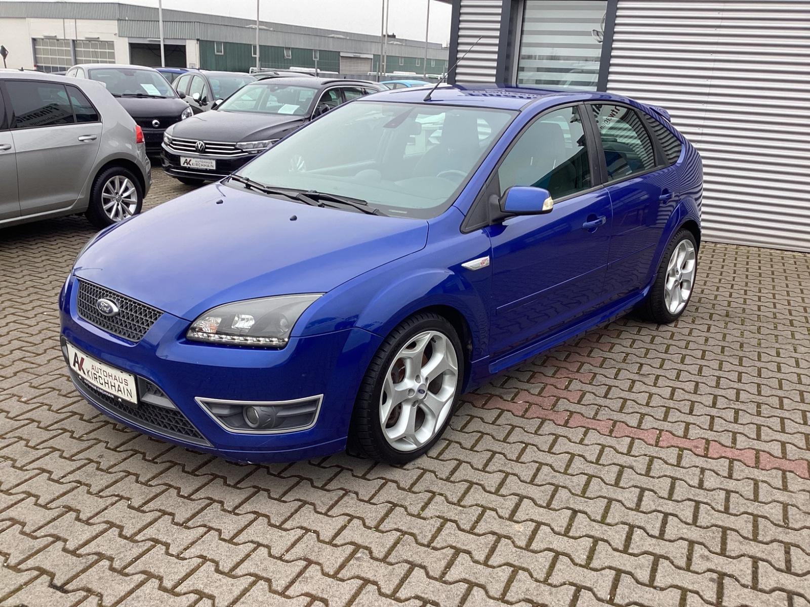 Ford Focus Lim. ST - 225 PS