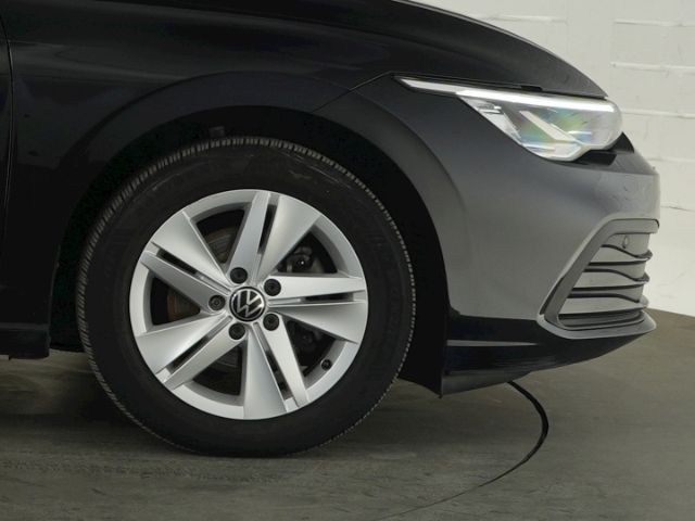 Golf Variant VIII LIFE eTSI MHEV DSG+AHK+NAVI+RÜ