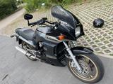 Kawasaki GPZ 900R - KAWASAKI GPZ 900 R