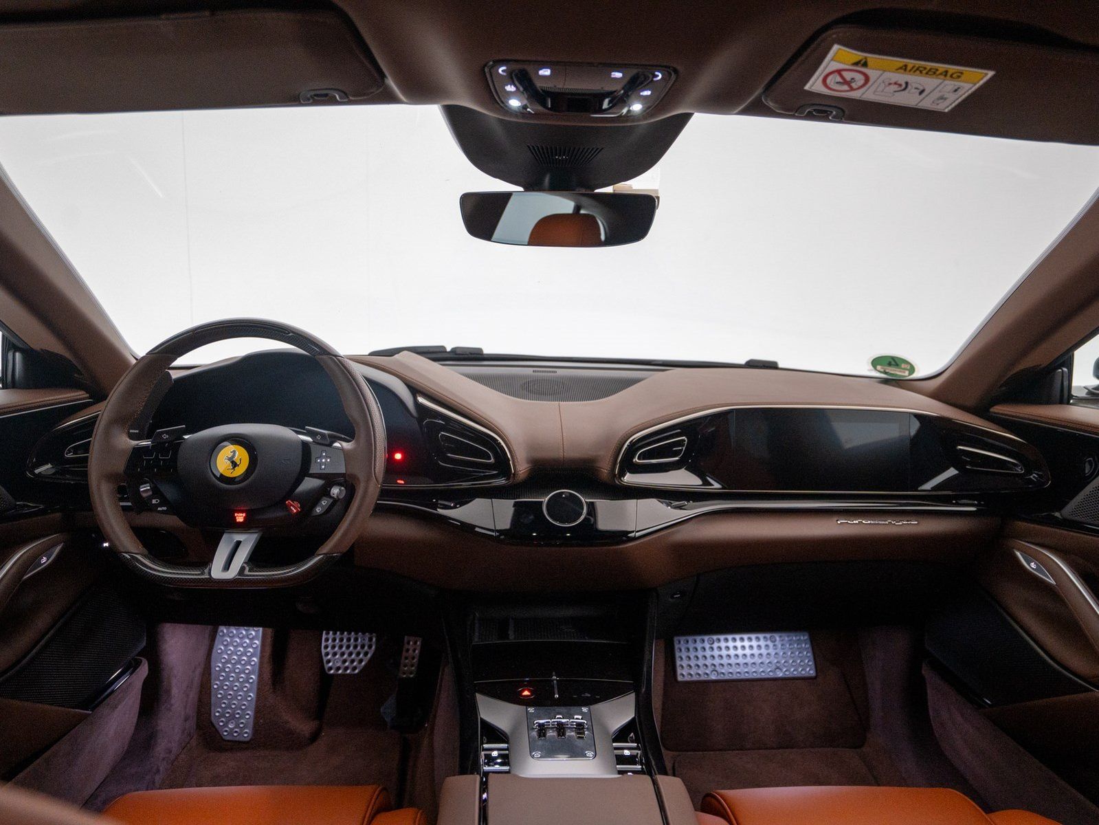 Ferrari Purosangue foto 9