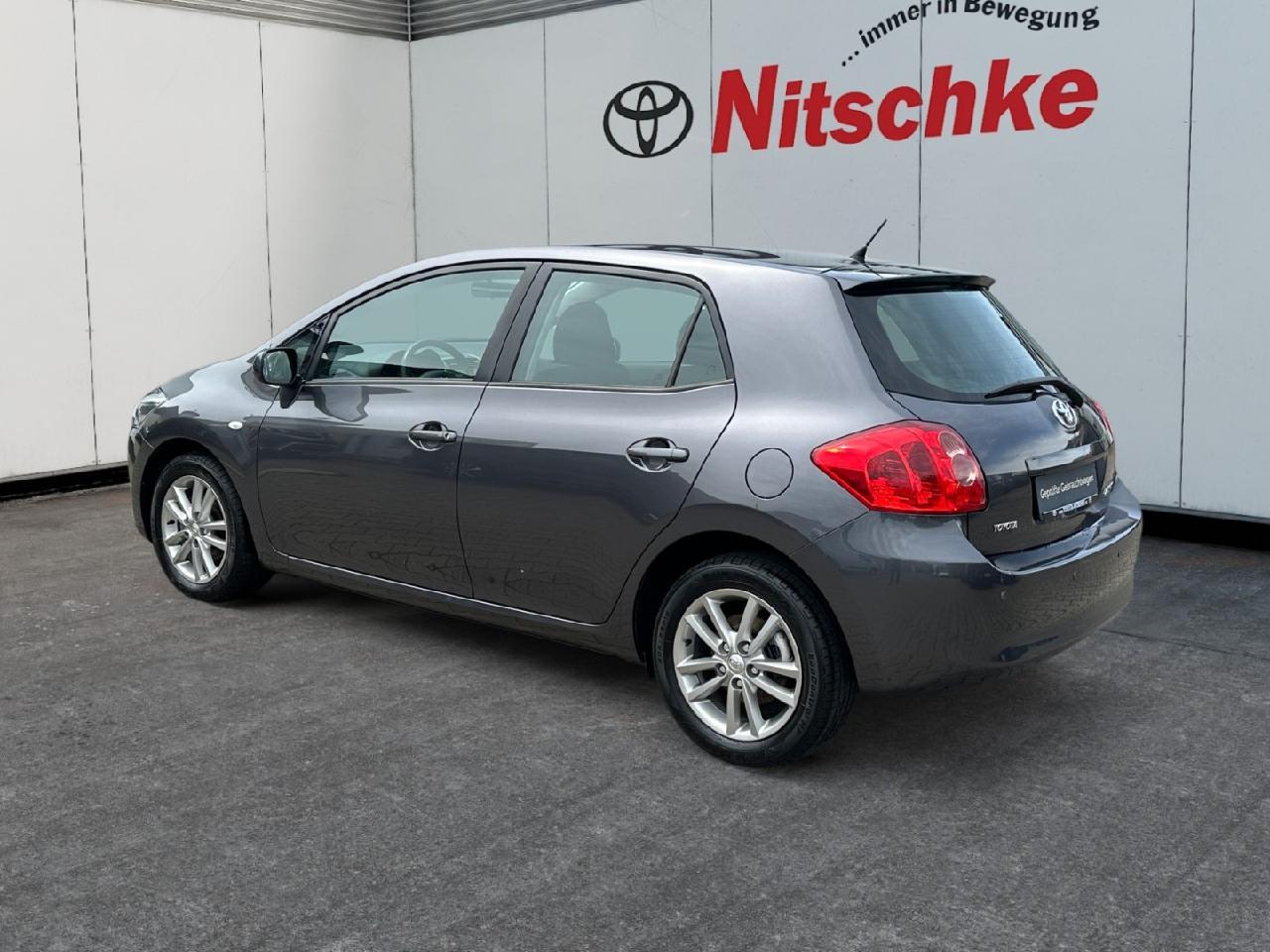 Toyota Auris 1.33 Dual-VVT-i Life