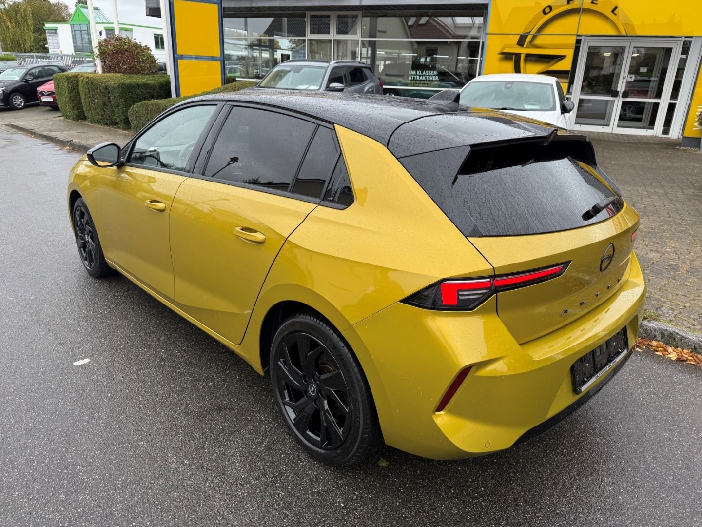 Fahrzeugabbildung Opel Astra L GS 1.2 Turbo +SHZ+LHZ+Kamera
