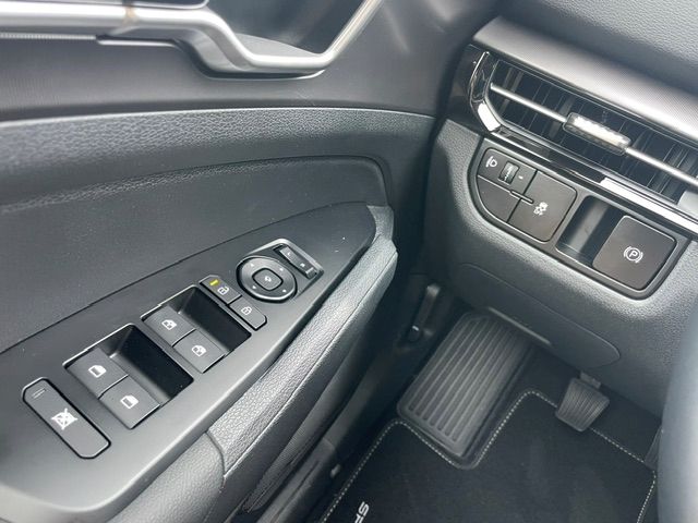 Fahrzeugabbildung Kia Sportage Vision LED Kamera Fernlichtass Navi