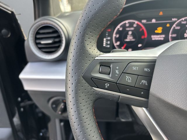 Arona FR 1,0 TSI DSG *NAVI+ACC+LED+KESSY*219€ mt
