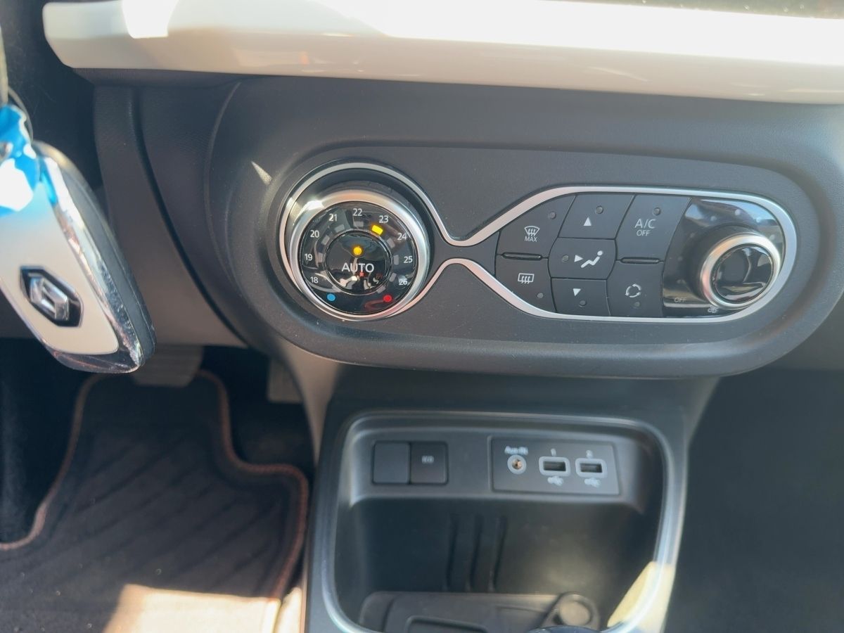 Fahrzeugabbildung Renault Twingo Vibes Electric