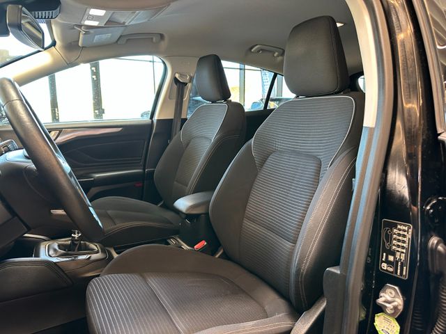 MYAUTOCENTER – Gebraucht- und Jahreswagen mit Werkstattservice in Pfaffenhofen Ford Focus 1,5 EcoBoost Titanium
