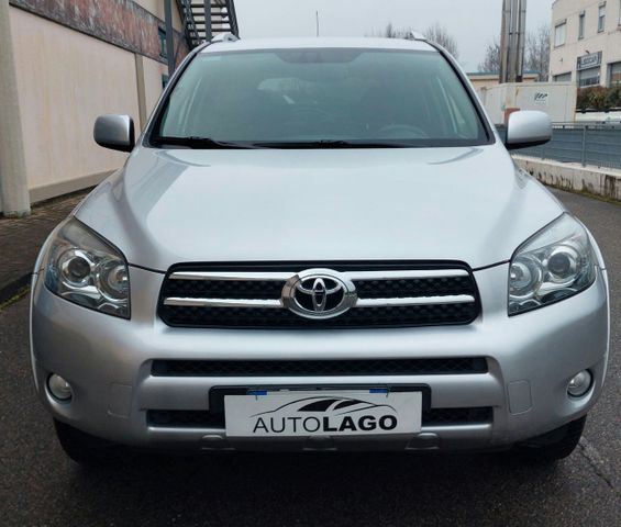 Toyota RAV 4 2.2 D-4D 177 CV Luxury