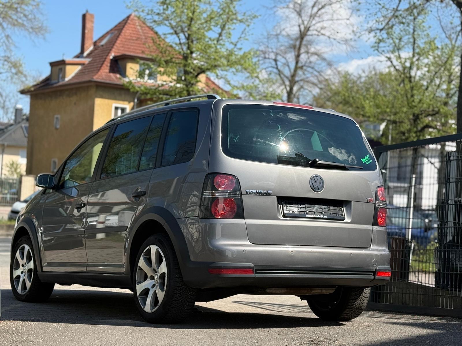 Volkswagen Touran CrossTouran/7-Sitzer/Aut.