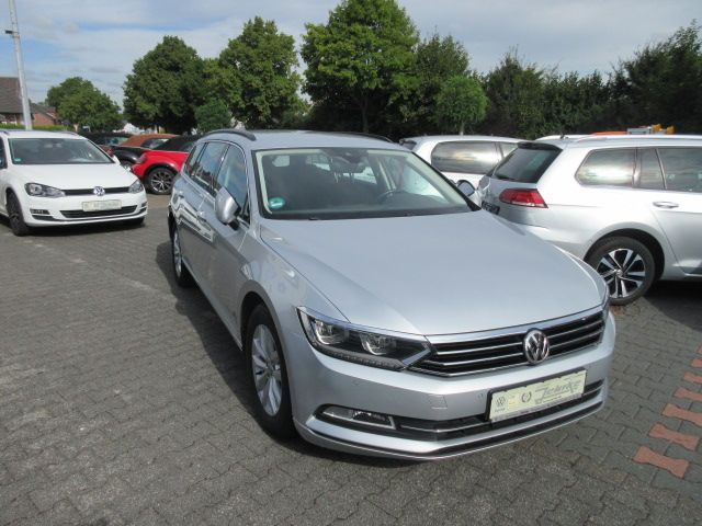 Volkswagen Passat Variant Comfortline 2.0 TDI DSG NAVI LED