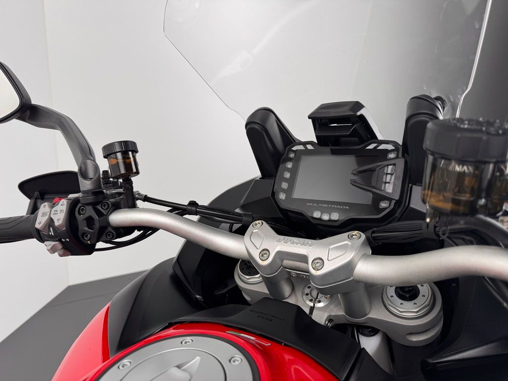 Fahrzeugabbildung Ducati MULTISTRADA V2 S TRAVEL *TOP-ZUSTAND *1.HAND
