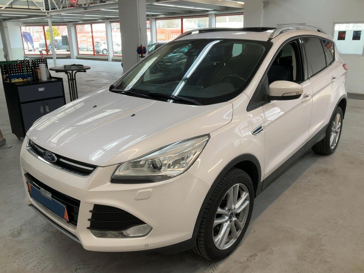Ford Kuga Titanium-AUTOMATIK-UNFALLFREI-NAVI-XENON