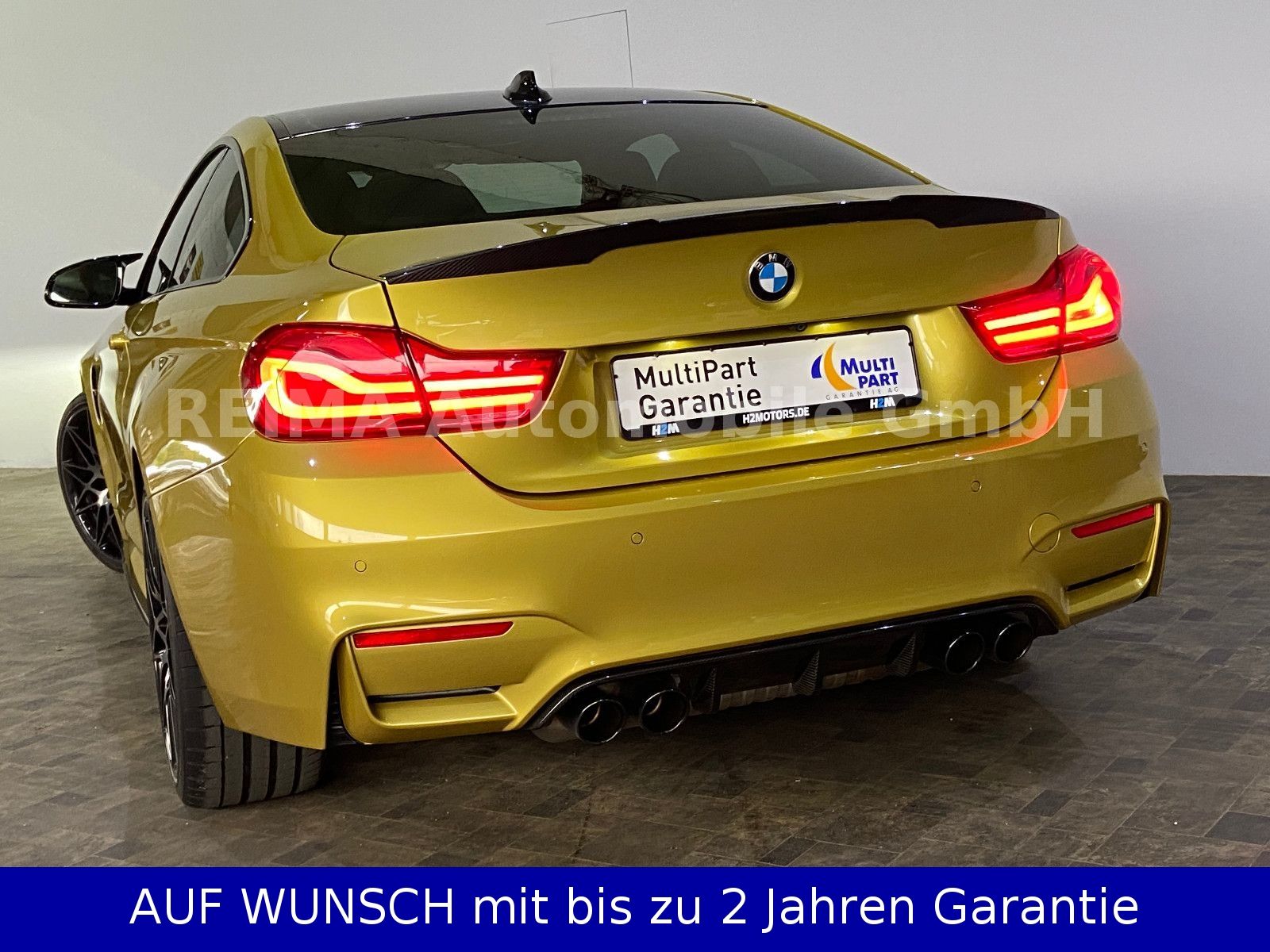 Fahrzeugabbildung BMW M4 Coupe Competition, Drivers Package, HUD