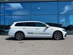 Fahrzeugabbildung Volkswagen Passat Variant 2.0 TDI DSG R-Line LED ACC Kamera