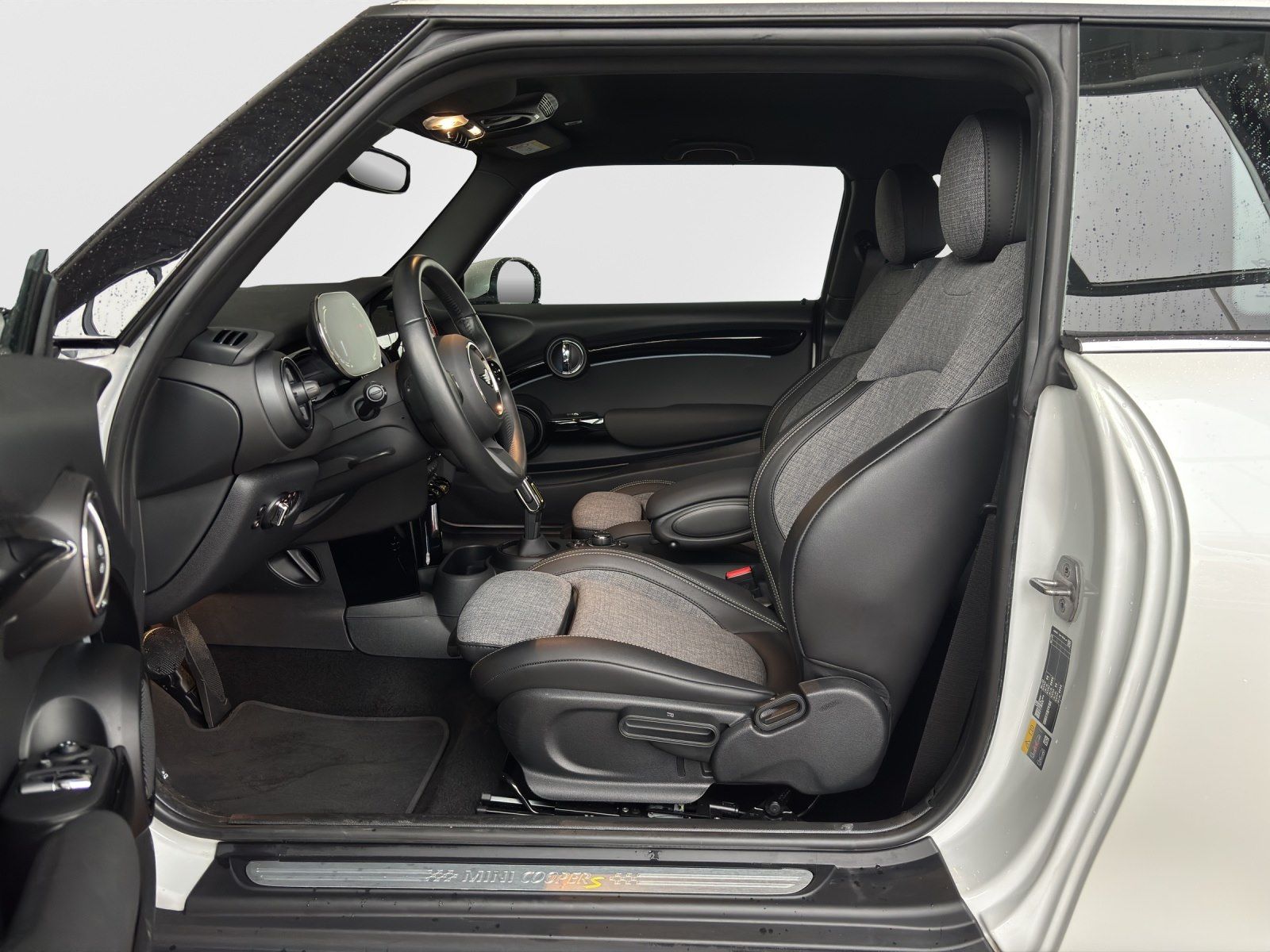 MINI Cooper SE - Bild 10