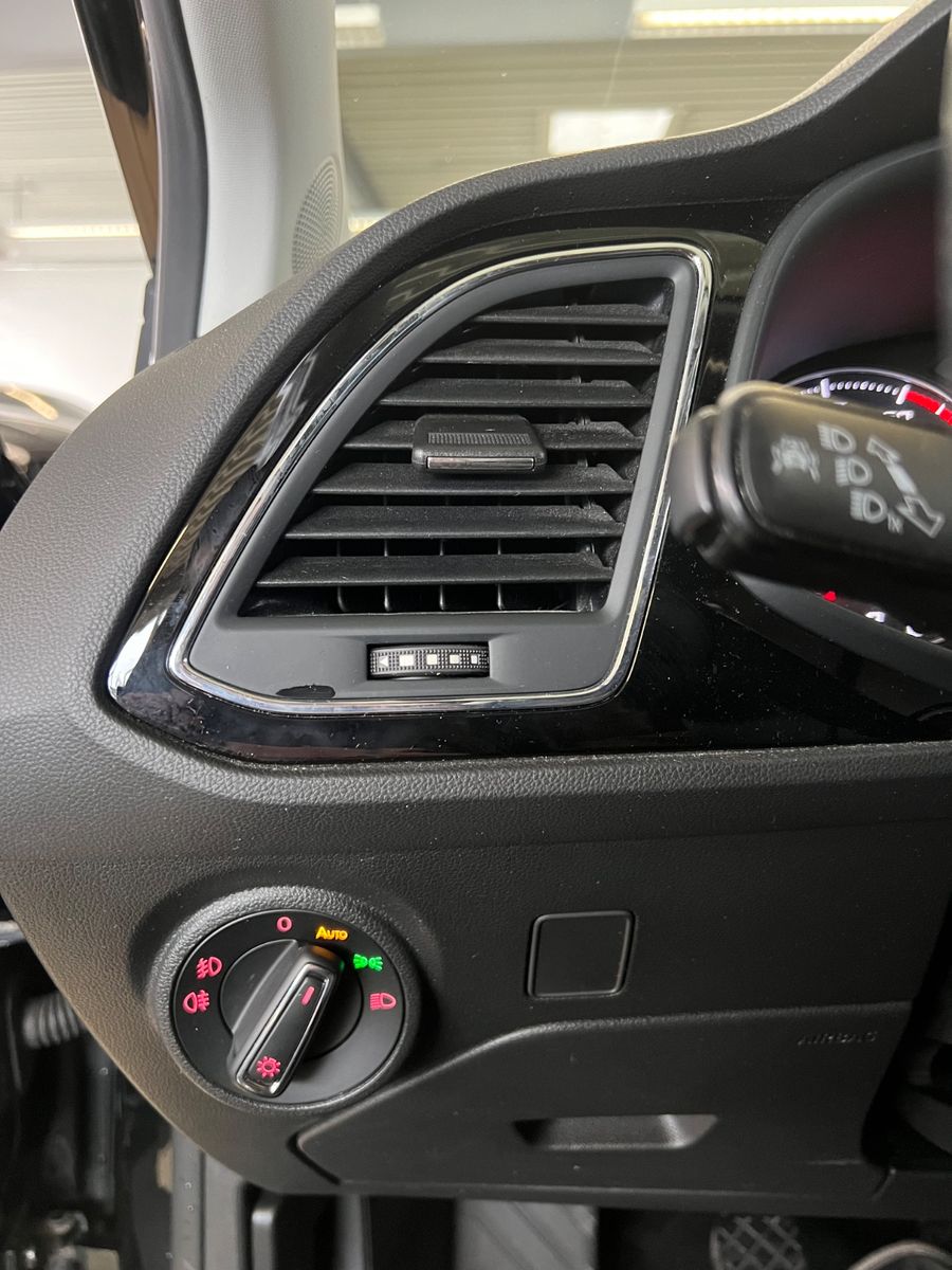 Fahrzeugabbildung SEAT Leon ST FR *AMBIENTE*KAMERA*CARPLAY*