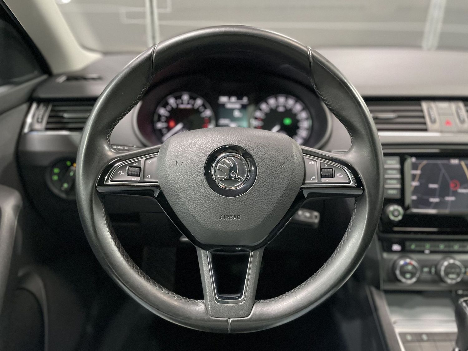 Fahrzeugabbildung SKODA Octavia Style#Bi-Xenon#Pano#Carplay#Tempo#PDC