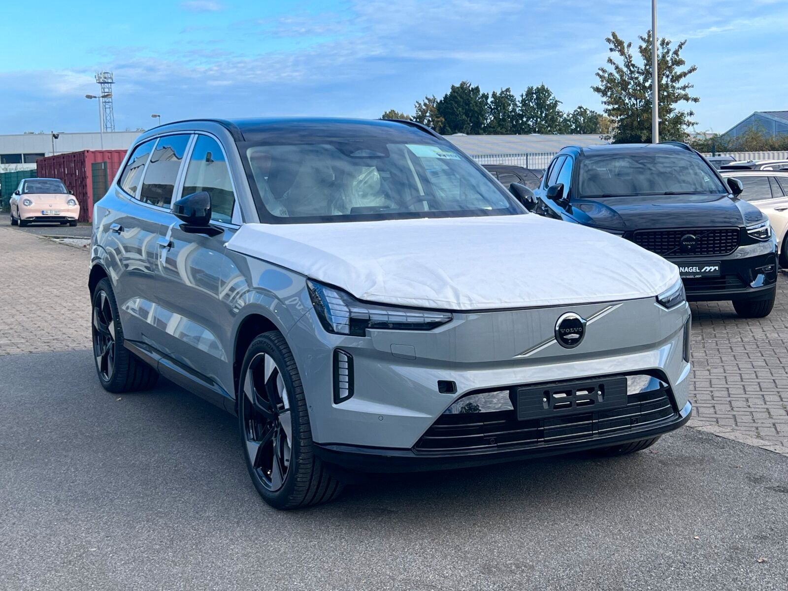 Volvo EX90 TwinMotor AWD Plus 6-Sitzer 106kWh Klima|BC imagem 3