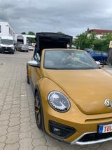 Volkswagen Beetle 1.4 TSI Cabriolet DUNE Sondermodell - mit Benzin-Antrieb: Gelb, Cabrio