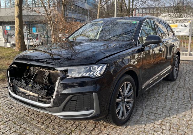 Audi Q7 50 TDI quattro S line NAVI LEDER ERST 63TKM