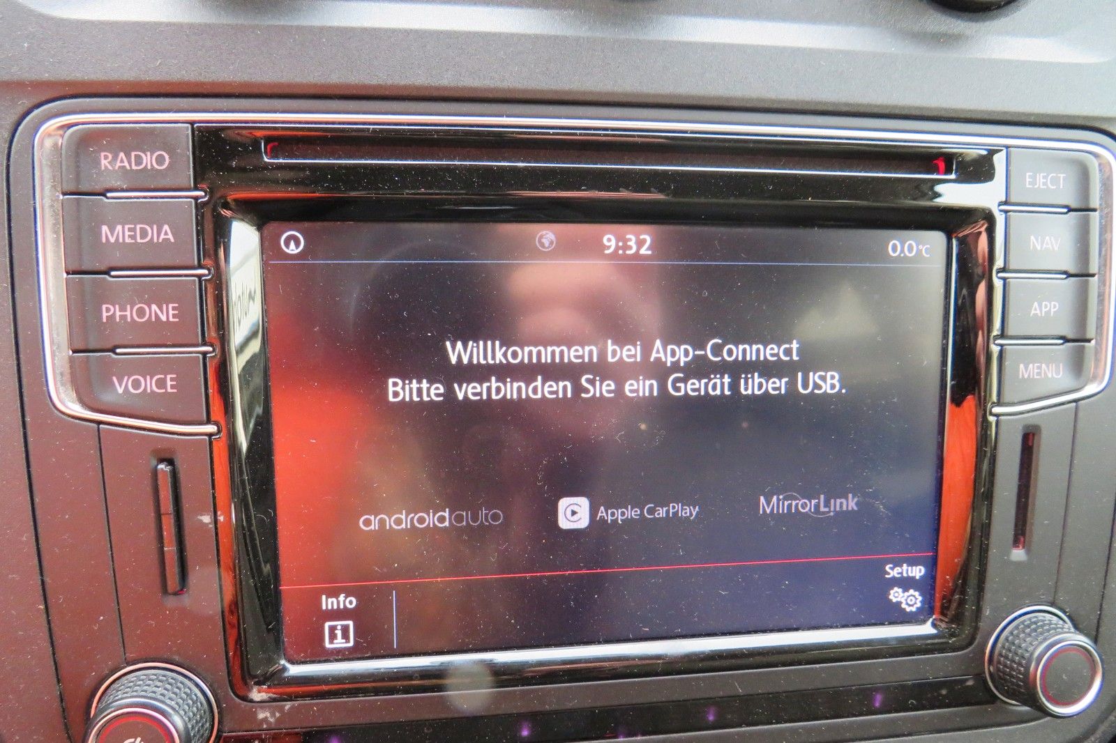 Fahrzeugabbildung Volkswagen Caddy MAXI 2.0-TDI COMFORT AHK NAVI STANDH. 1HD