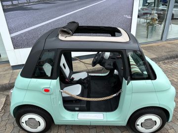 Fahrzeugabbildung Fiat Topolino BEV 7kWh Dolcevita 45km/H ab 15 Jahre