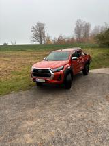 Toyota Hilux 2,8D Double Cab, OME-Fahrwerk - gebrauchte Toyota Hilux aus dem Jahr 2021