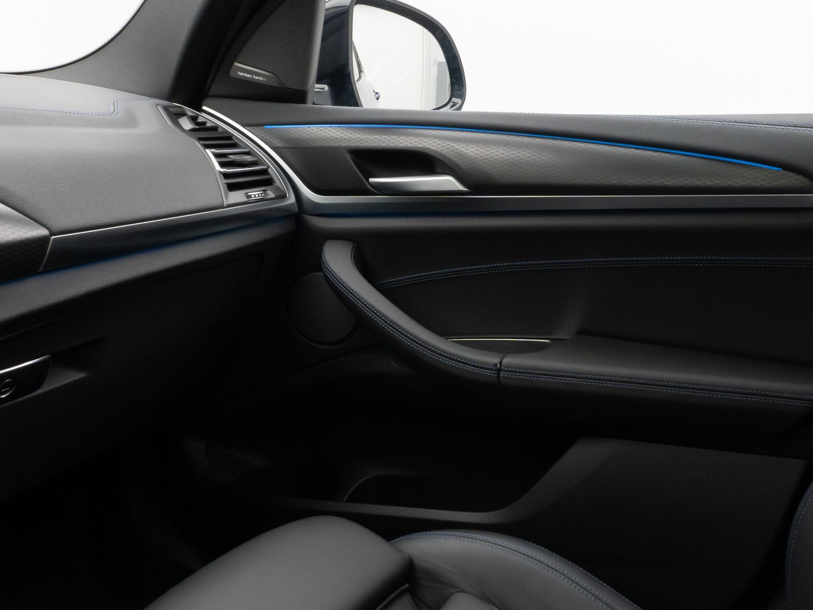 Fahrzeugabbildung BMW iX3 Impressive M Sport Pano 360°HUD DAB H/K 20"
