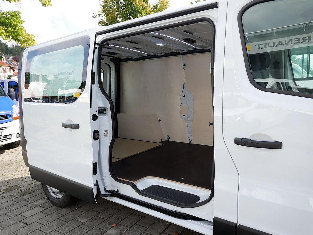 Fahrzeugabbildung Renault Trafic Komfort L2H1 dCi 130 PDC KAMERA AHK LED