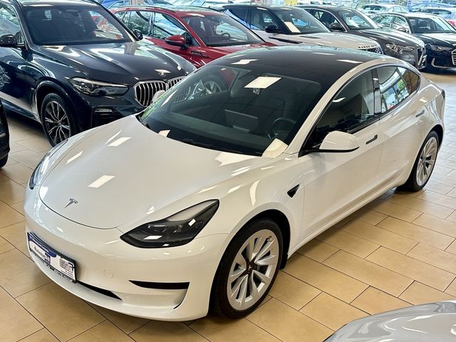 Tesla Model 3 RWD ACC Leder Pano LED R.Cam Wärmepumpe 