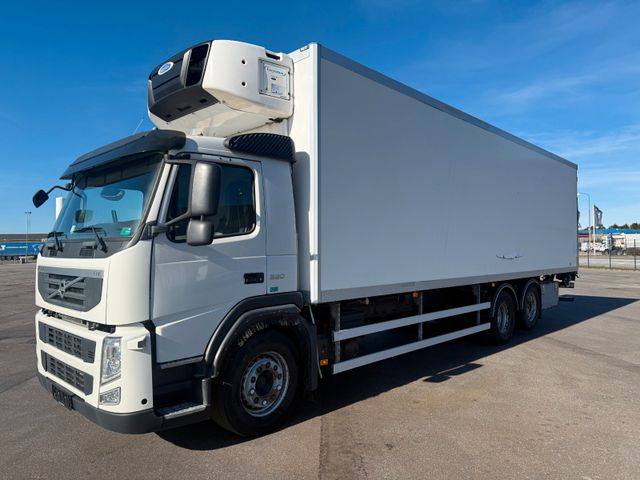 Volvo FM 330 6x2/4 Carrier Supra 1250 mt / 9.3 m Box