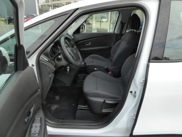 Renault Scenic - 7