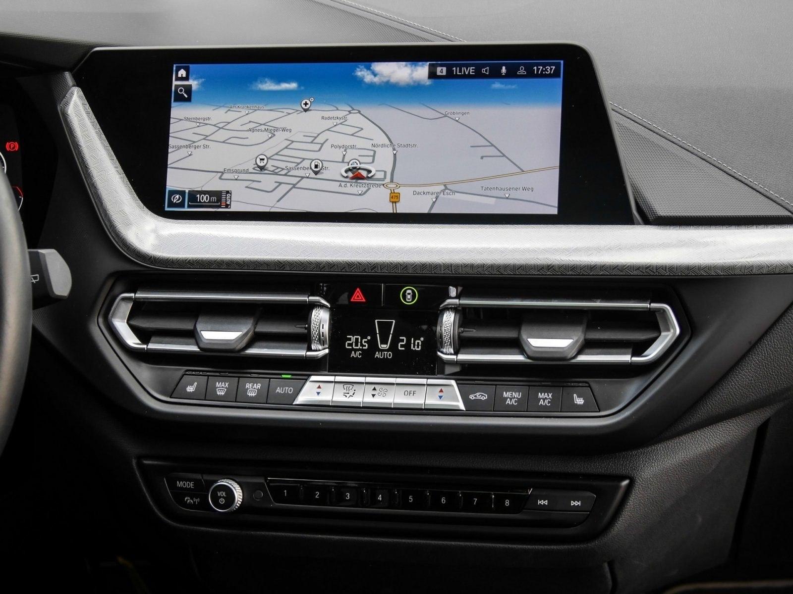 BMW 118i PANO NAVI LED PDC V+H DAB Tempomat Klima