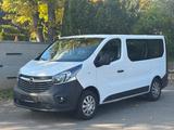 Opel Vivaro B Kombi Combi L1H1  /8-Sitze/PDC - Opel Vivaro Gebrauchtwagen in Stuttgart