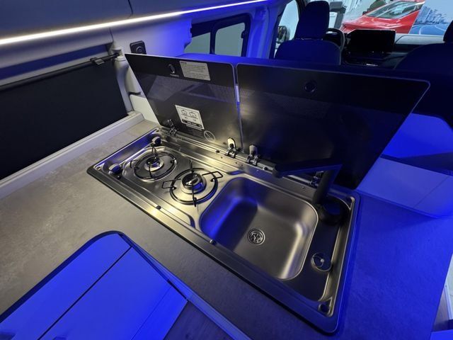 Fahrzeugabbildung Ford Tourneo Custom 2.0 320 L1 Nugget Titanium
