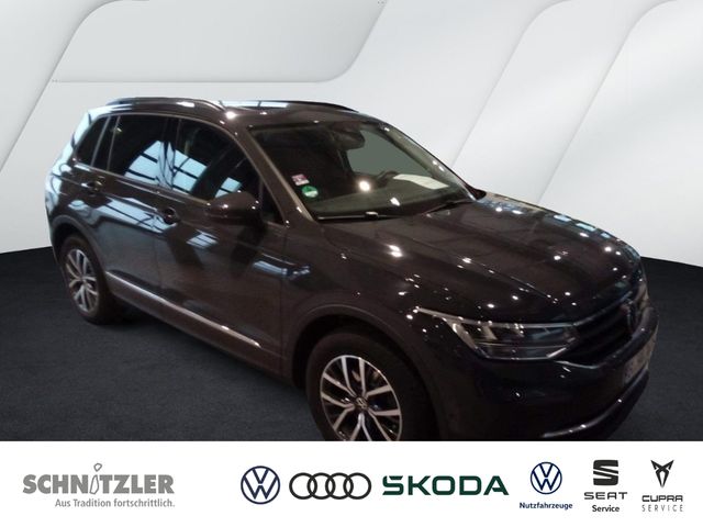 Volkswagen Tiguan 1.5 TSI DSG Life PANO/NAVI/ACC+++