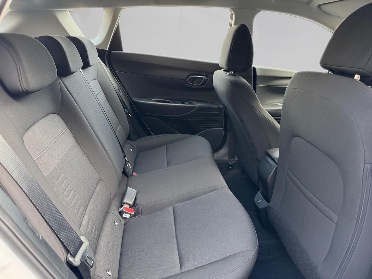 Fahrzeugabbildung Hyundai BAYON Trend, Komfortpaket *KLIMAA*CARPLAY*NAVI*4