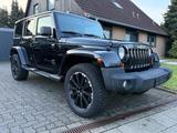 Jeep Wrangler 2,8 CRD Sahara "Black Beauty" Dualtop - Jeep Wrangler in Bochum
