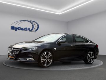 Opel Insignia - 1