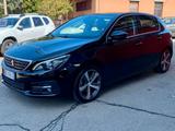Peugeot 308 BlueHDi 130 S&S EAT8 GT Line - Behindertengerechte Peugeot 308