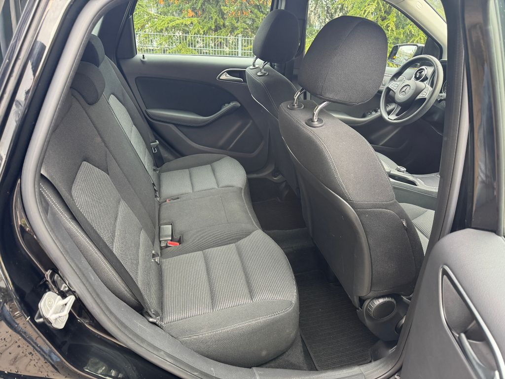 MERCEDES-BENZ B 200d Autom.*XENON*NAVI* MERCEDES-BENZ B 200d Autom.*XENON*NAVI*