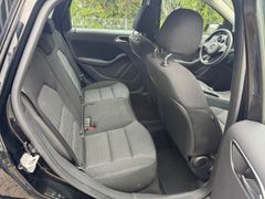 MERCEDES-BENZ B 200d Autom.*XENON*NAVI* MERCEDES-BENZ B 200d Autom.*XENON*NAVI*