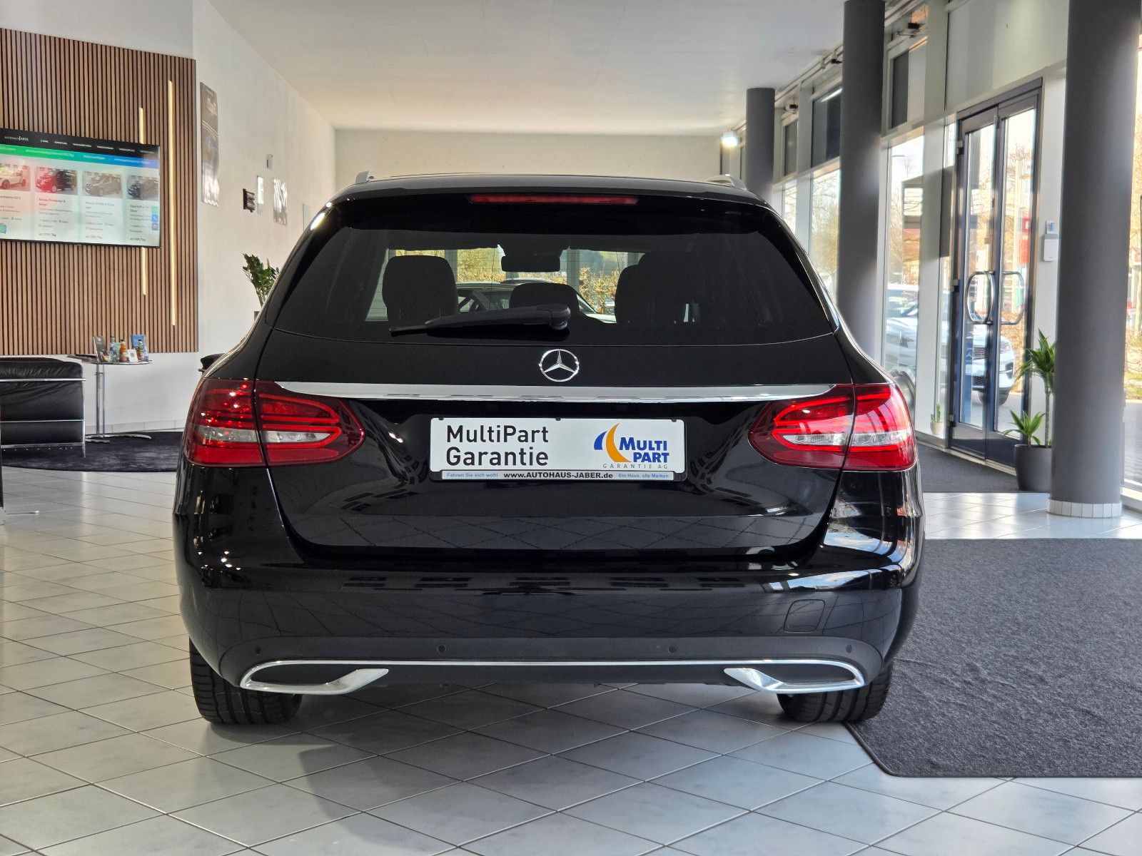 Mercedes-Benz C 220d T 4M AVANTGARDE PANO RFK foto 6