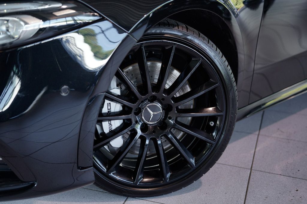 Mercedes Benz A 35 Amg