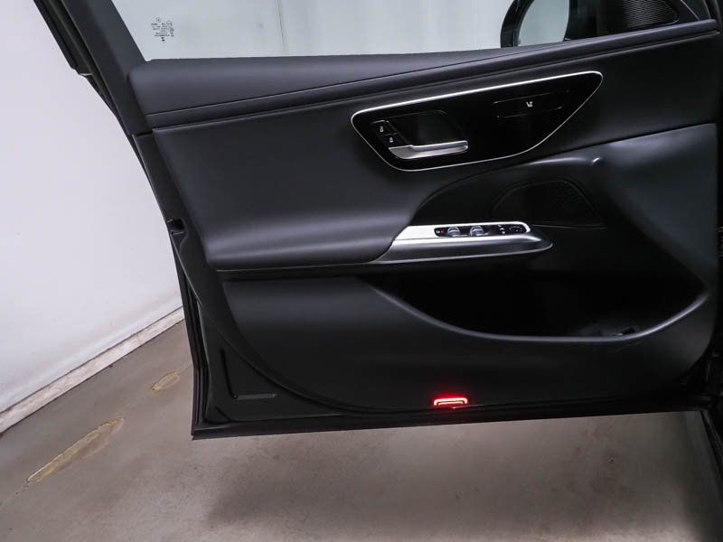 Fahrzeugabbildung Mercedes-Benz E 200 Avantgrade*Distronic*Totwi*LED*Ambien*Kam*