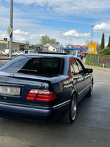 Mercedes-Benz Mercedes Benz E320 - gebrauchte Mercedes-Benz E 320 aus dem Jahr 1996