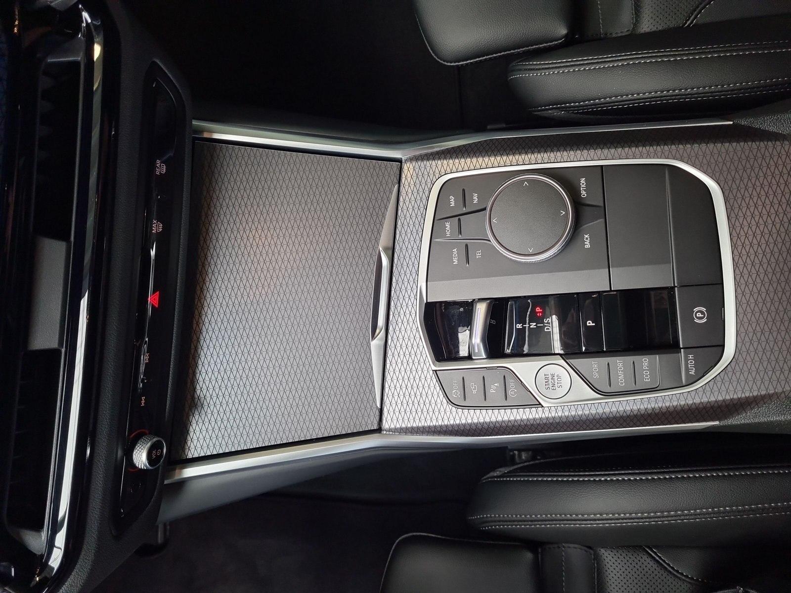 BMW M340i xDrive Limousine AHK HK HiFi Head-Up ACC S