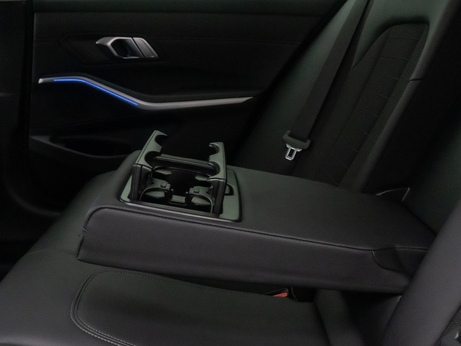 BMW 3 Series d Sport Line DAB Alarm PDC GeschwindigReg 17", миниатюра 28