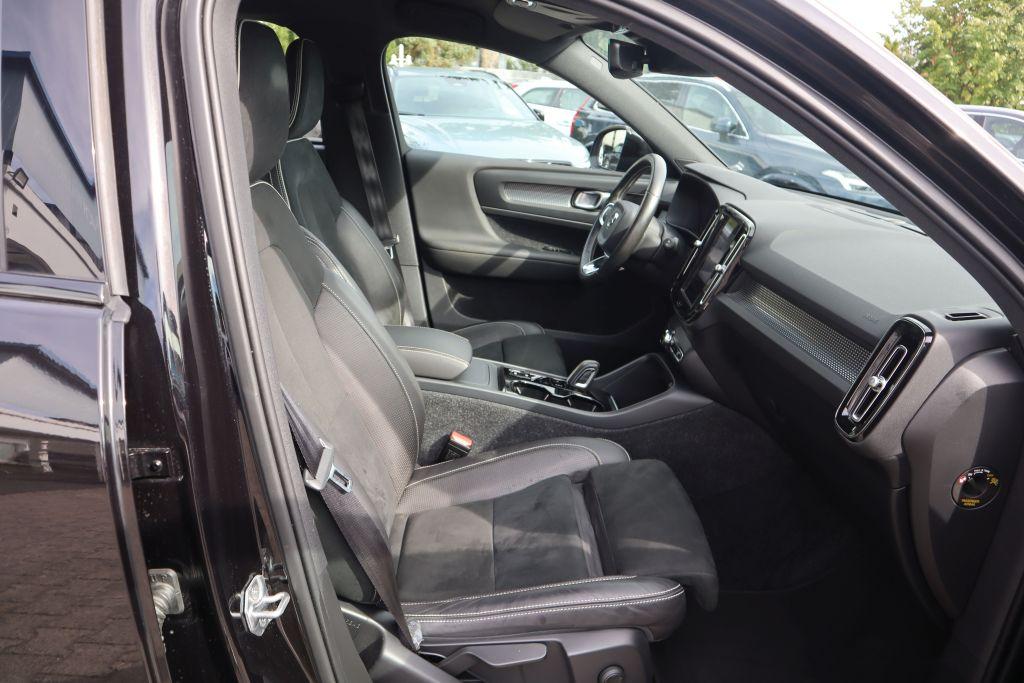Volvo XC40 T4 AWD Geartronic R-Design|NAVI|R-CAM|BLIS|