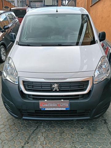 Peugeot partner 3 posti pari al nuovo soli 10900